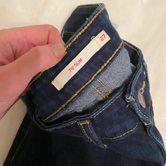 Levi’s 712 Slim Jeans - Picture 5 of 5
